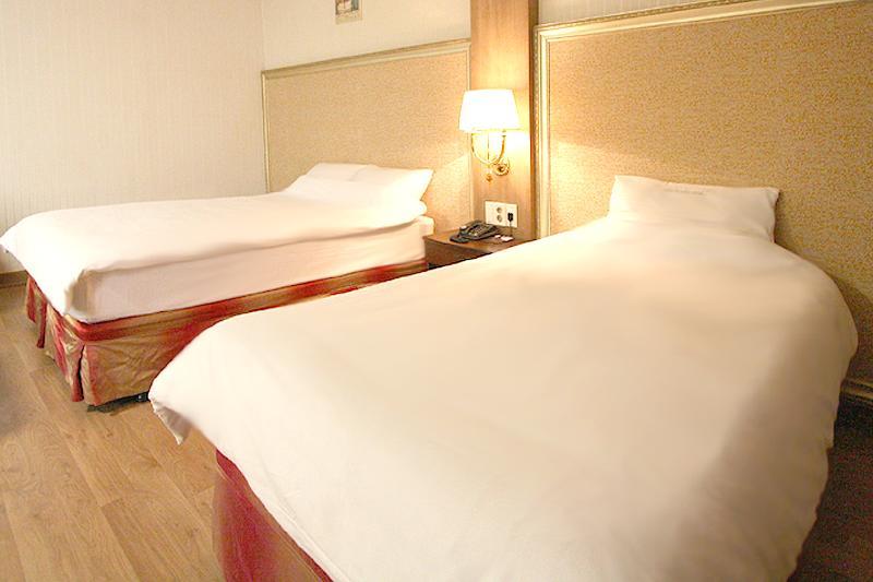 Changwon Olympic Hotel Экстерьер фото